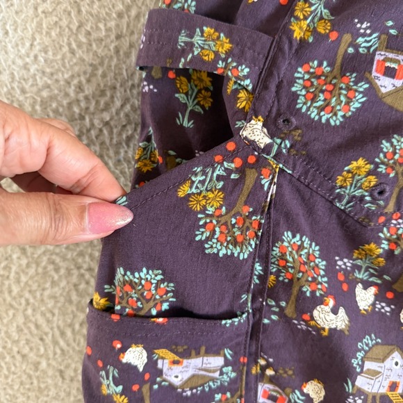 Duluth Trading Heirloom Gardening Bib Overalls Chicken Farm Womens Medium Viral - Picture 13 of 16